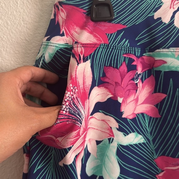 TOMMY BAHAMA Upf 50 Active A-line Pickleball Golf Active Skirt Skort - Picture 4 of 7